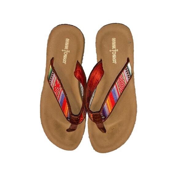 Minnetonka‎ Women's 9 Aztec Print Thong Flip Flop Sandals Stitched - Picture 2 of 6